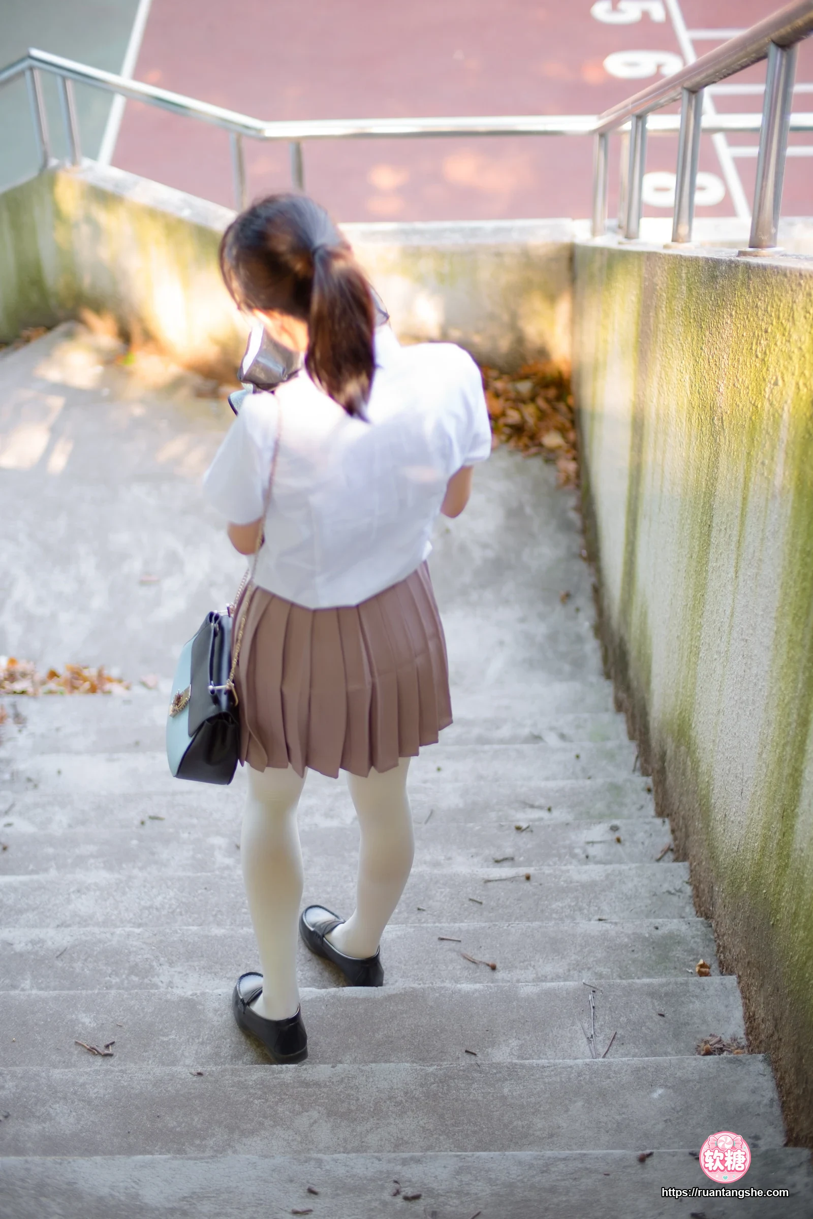 森萝财团 R15-030