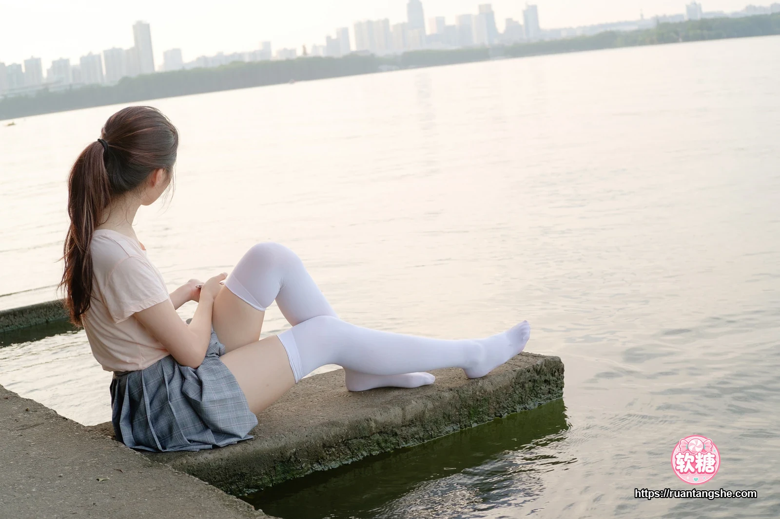 森萝财团 R15-032