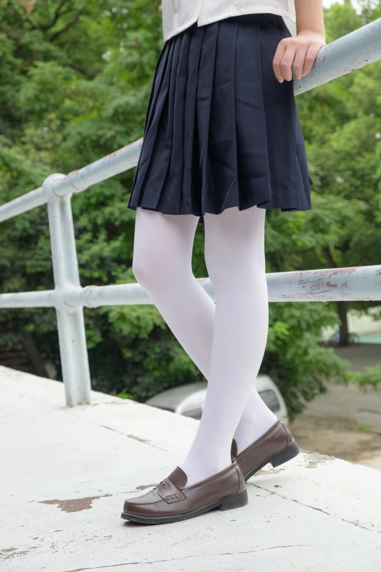 森萝财团《R15-034》写真图集 102P｜在线预览与图包下载