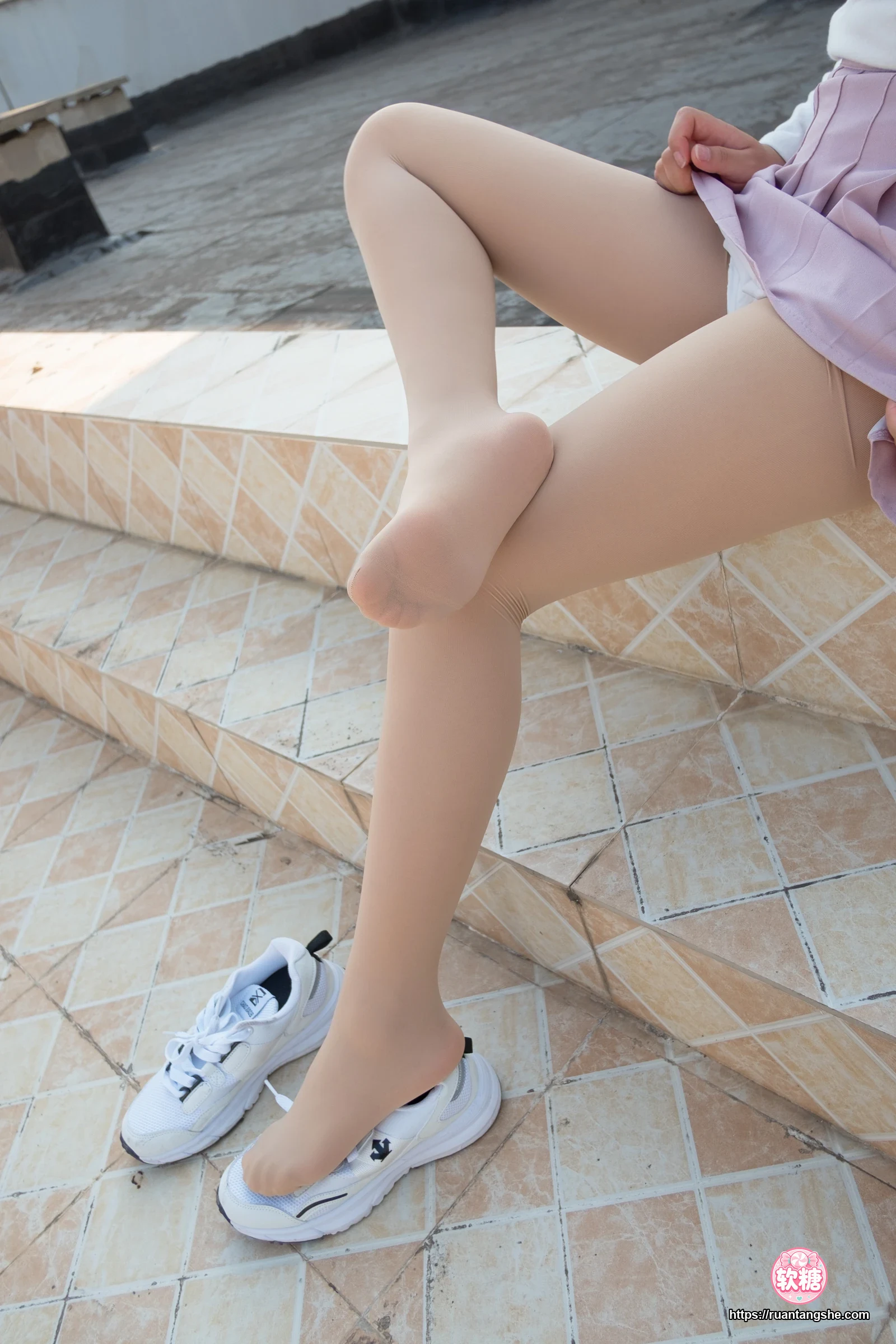 森萝财团 R15-038