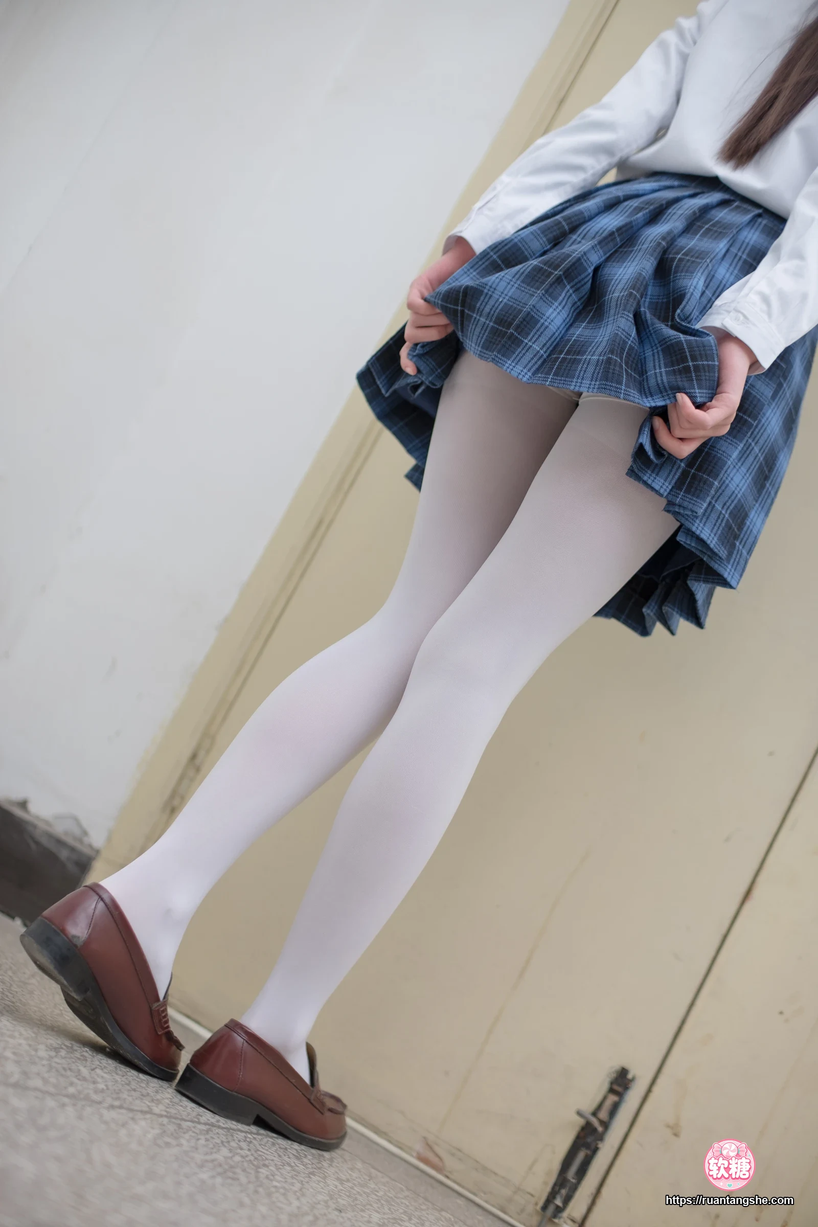 森萝财团 R15-044