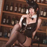 rioko凉凉子《爱宕兔女郎》写真图集 46P+5V｜在线预览与图包下载