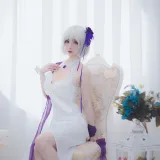 rioko凉凉子《天狼星》写真图集 10P｜在线预览与图包下载