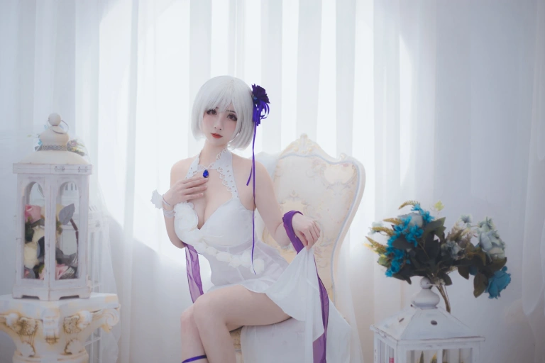 rioko凉凉子《天狼星》写真图集 10P｜在线预览与图包下载