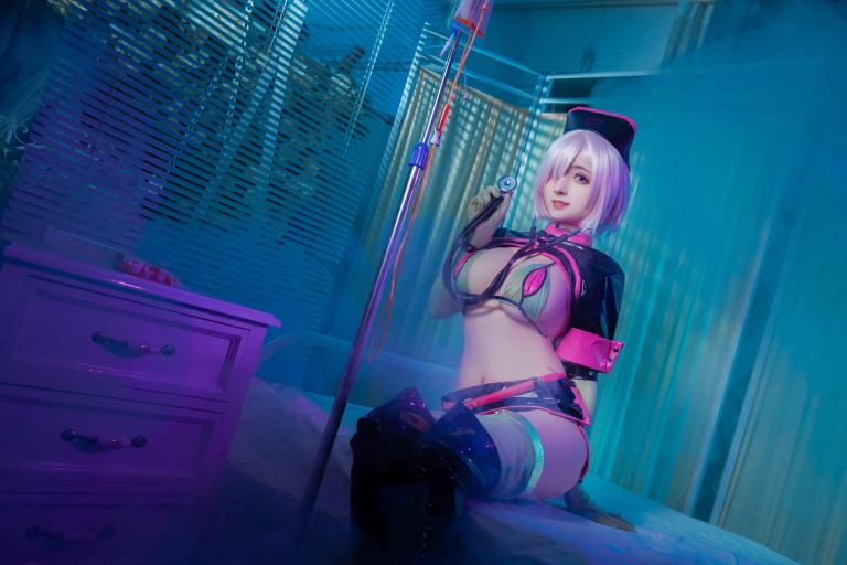rioko凉凉子《玛修护士》写真图集 23P｜在线预览与图包下载