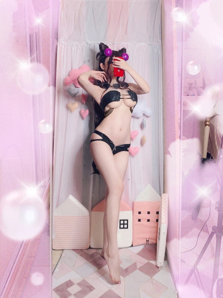 rioko凉凉子《紫式部泳装》写真图集 15P｜在线预览与图包下载