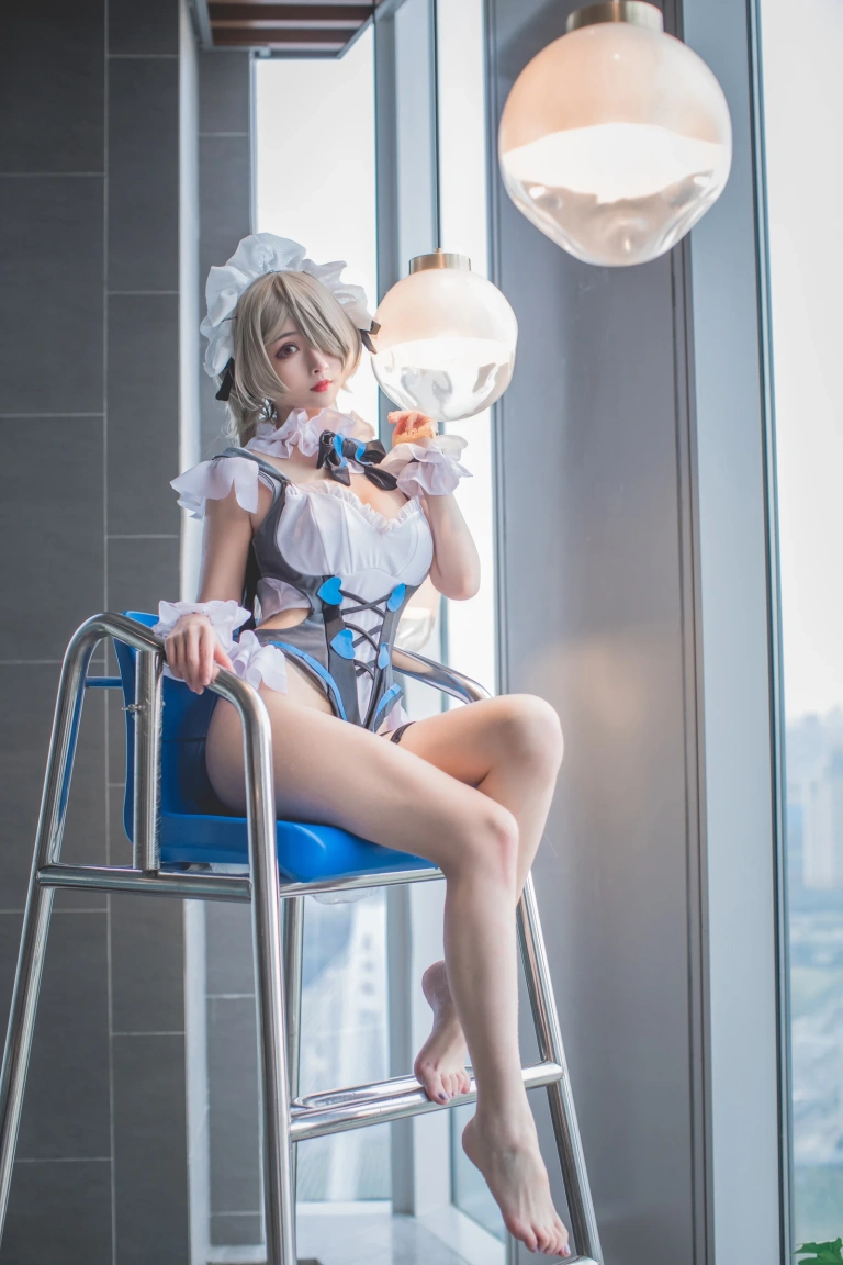 rioko凉凉子《丽塔泳装》写真图集 28P+1V｜在线预览与图包下载