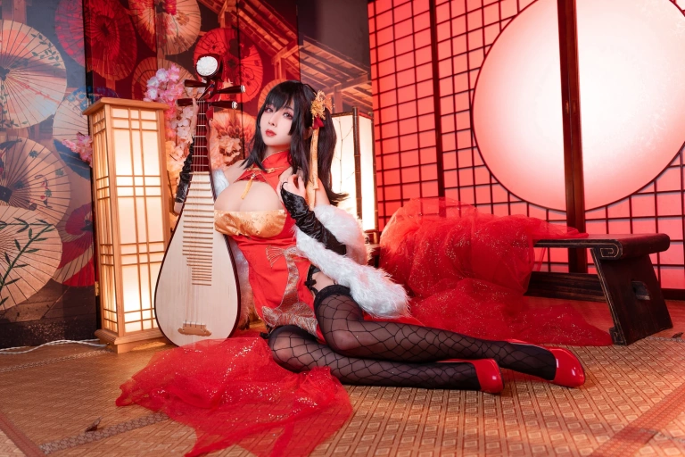 rioko凉凉子《旗袍大凤》写真图集 20P｜在线预览与图包下载