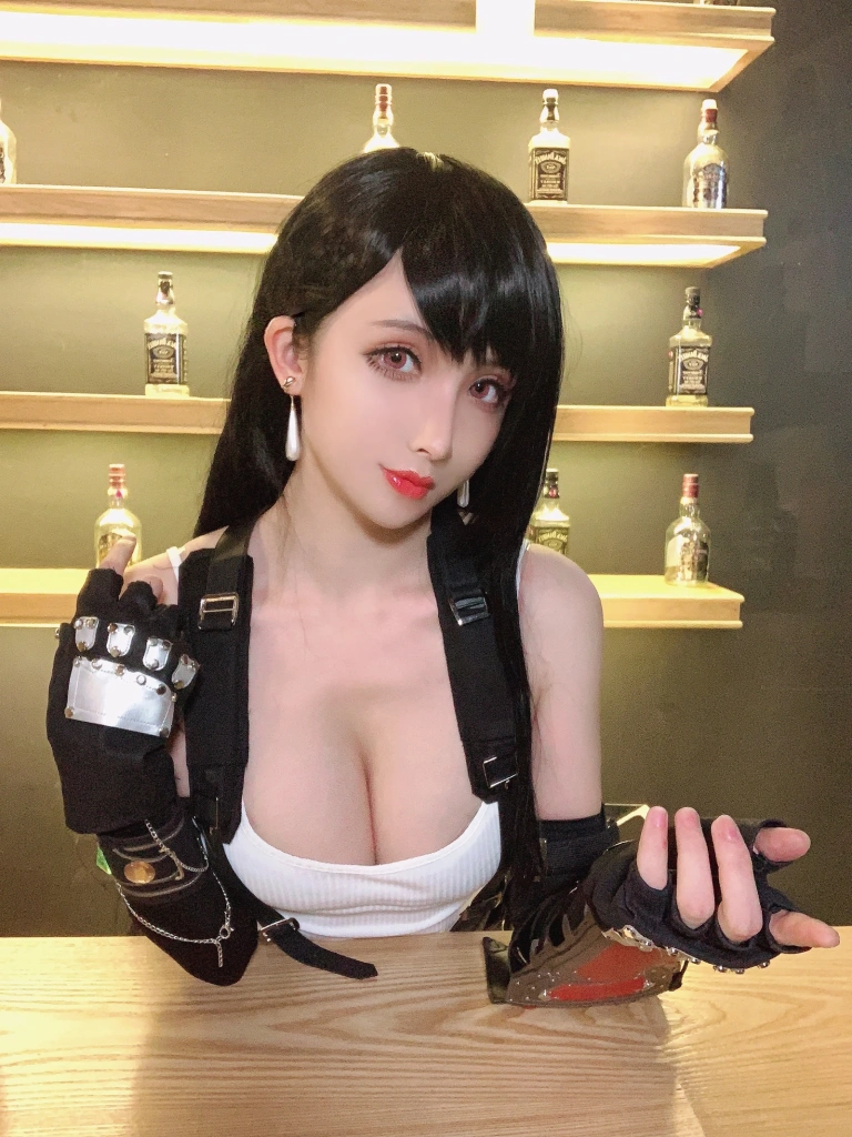 rioko凉凉子《蒂法自拍》写真图集 19P｜在线预览与图包下载