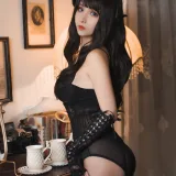 rioko凉凉子《魅魔》写真图集 20P｜在线预览与图包下载
