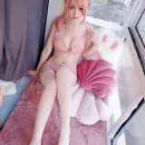 rioko凉凉子《家中的人妻狐》写真图集 20P+2V｜在线预览与图包下载