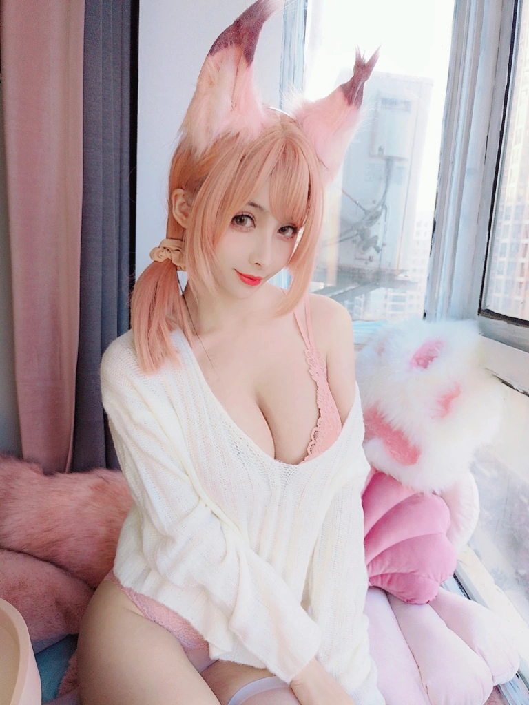 rioko凉凉子《家中的人妻狐》写真图集 20P+2V｜在线预览与图包下载