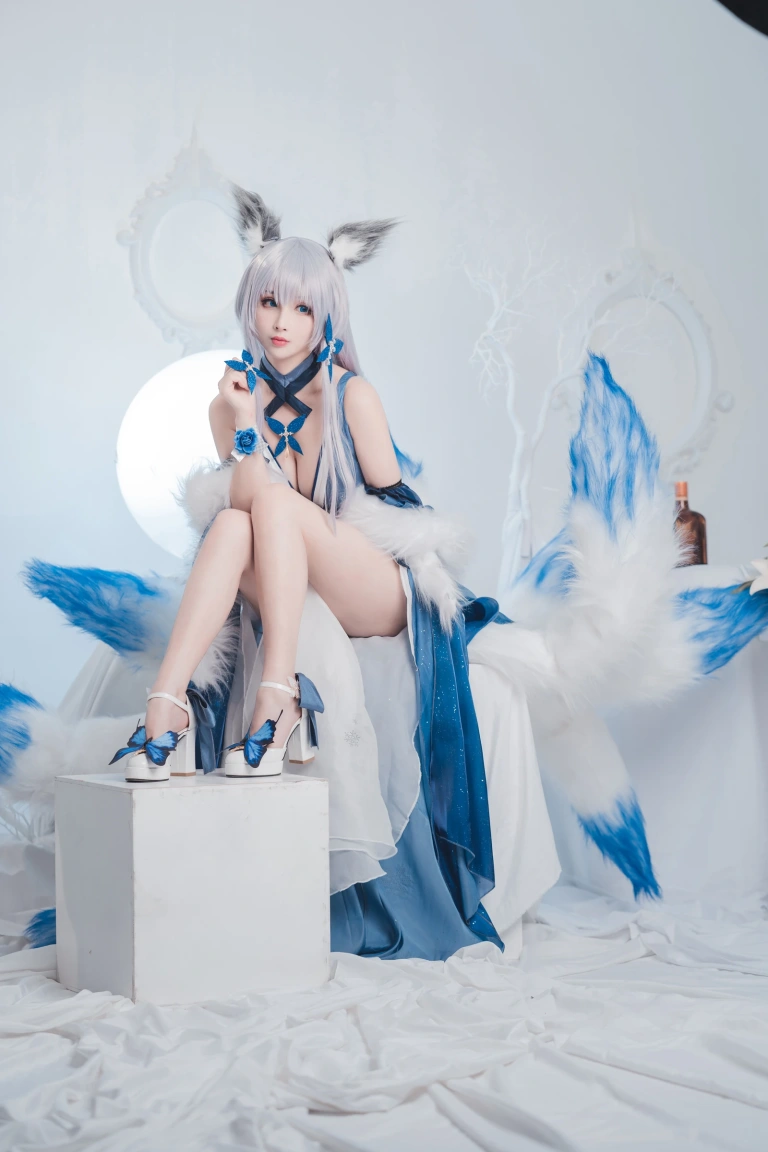 rioko凉凉子《信浓礼服》写真图集 32P｜在线预览与图包下载