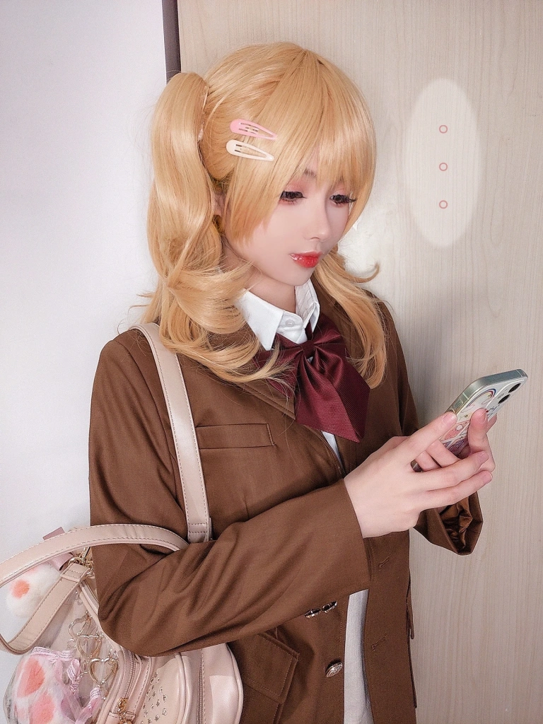 rioko凉凉子《牛头人 第二弹》写真图集 124P+12V｜在线预览与图包下载