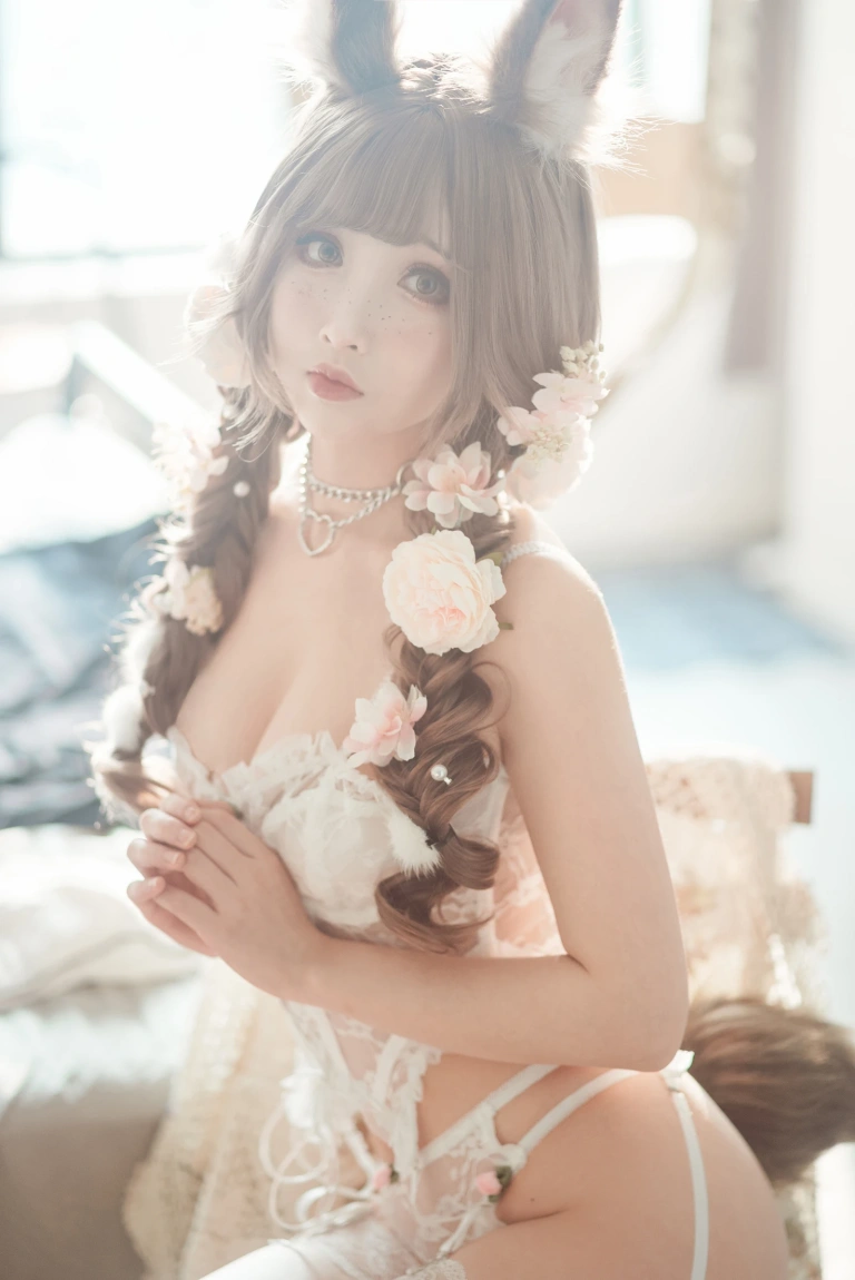 rioko凉凉子《花涧兔》写真图集 44P+8V｜在线预览与图包下载