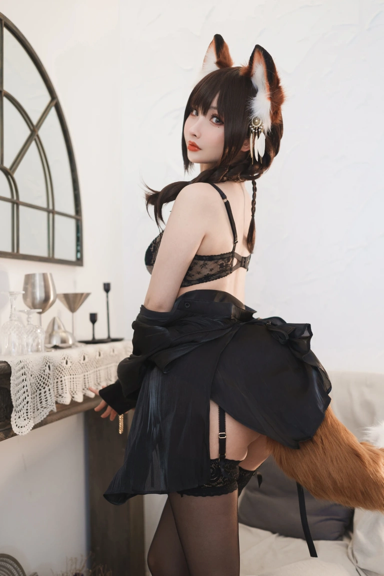 rioko凉凉子《人形狐》写真图集 35P+8V｜在线预览与图包下载