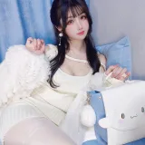 rioko凉凉子《元宵节特辑》写真图集 25P+3V｜在线预览与图包下载