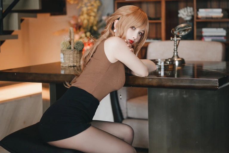 rioko凉凉子《人妻的一天 公司篇》写真图集 30P｜在线预览与图包下载