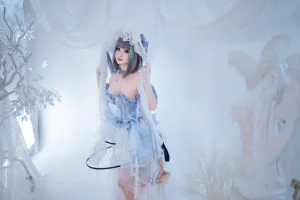 rioko凉凉子《柴郡冰雪公主》写真图集 40P｜在线预览与图包下载