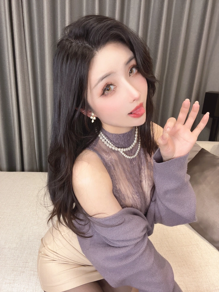 rioko凉凉子《情人节巧克力》写真图集 40P+25V｜在线预览与图包下载