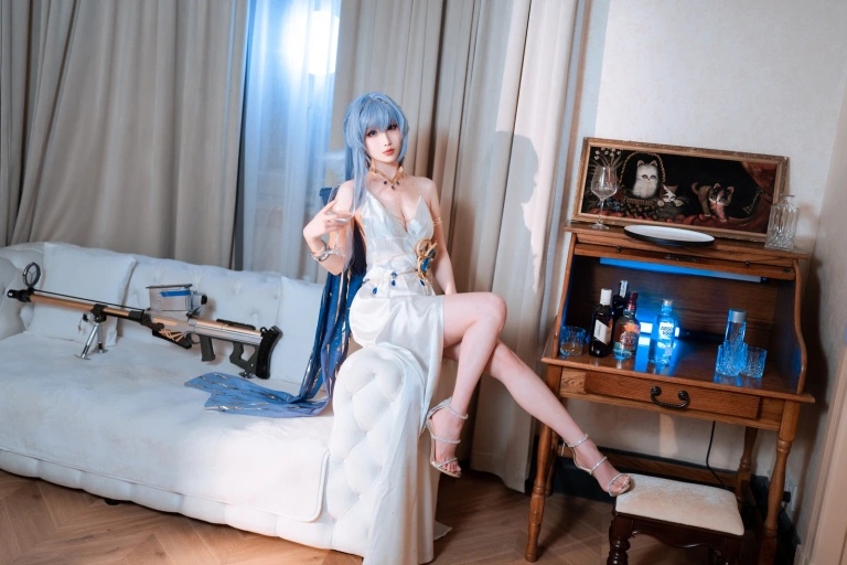 rioko凉凉子《海伦礼服》写真图集 48P+14V｜在线预览与图包下载