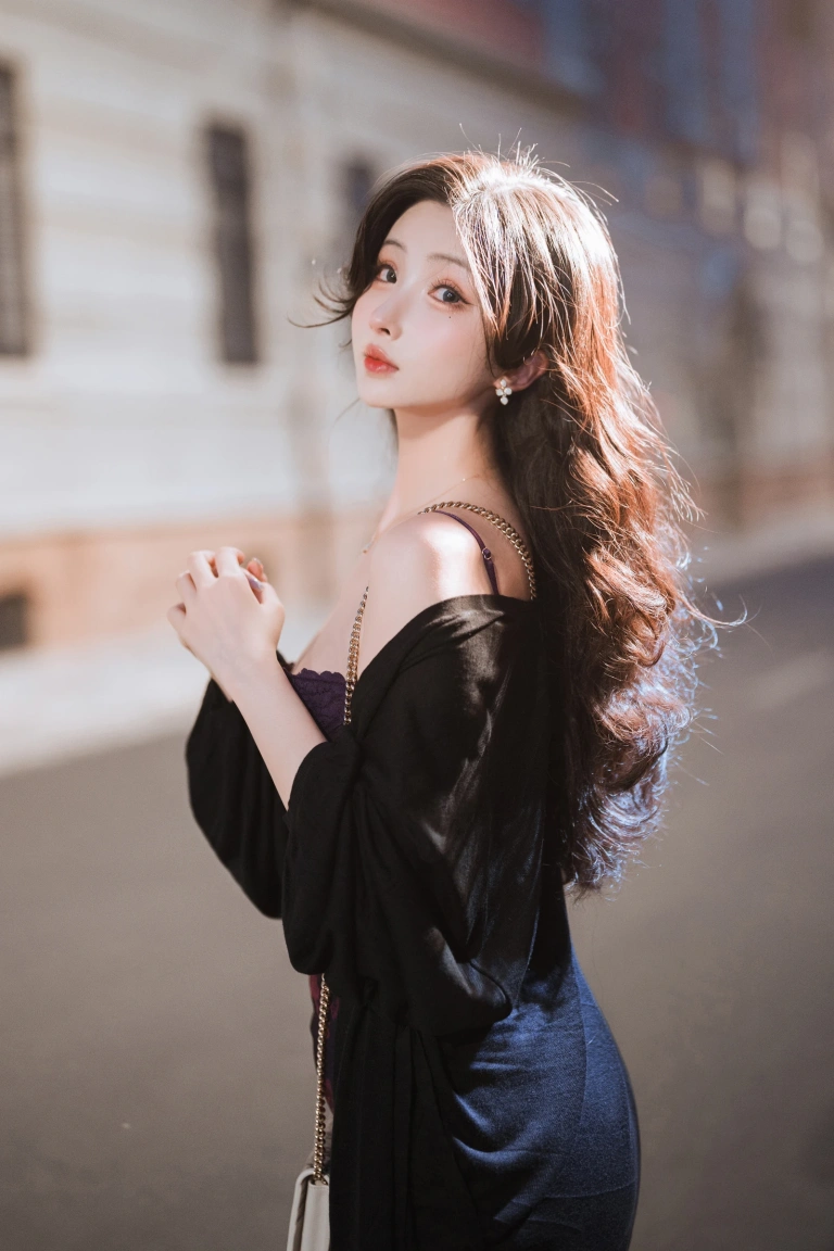rioko凉凉子《美艳小妈》写真图集 60P+10V｜在线预览与图包下载