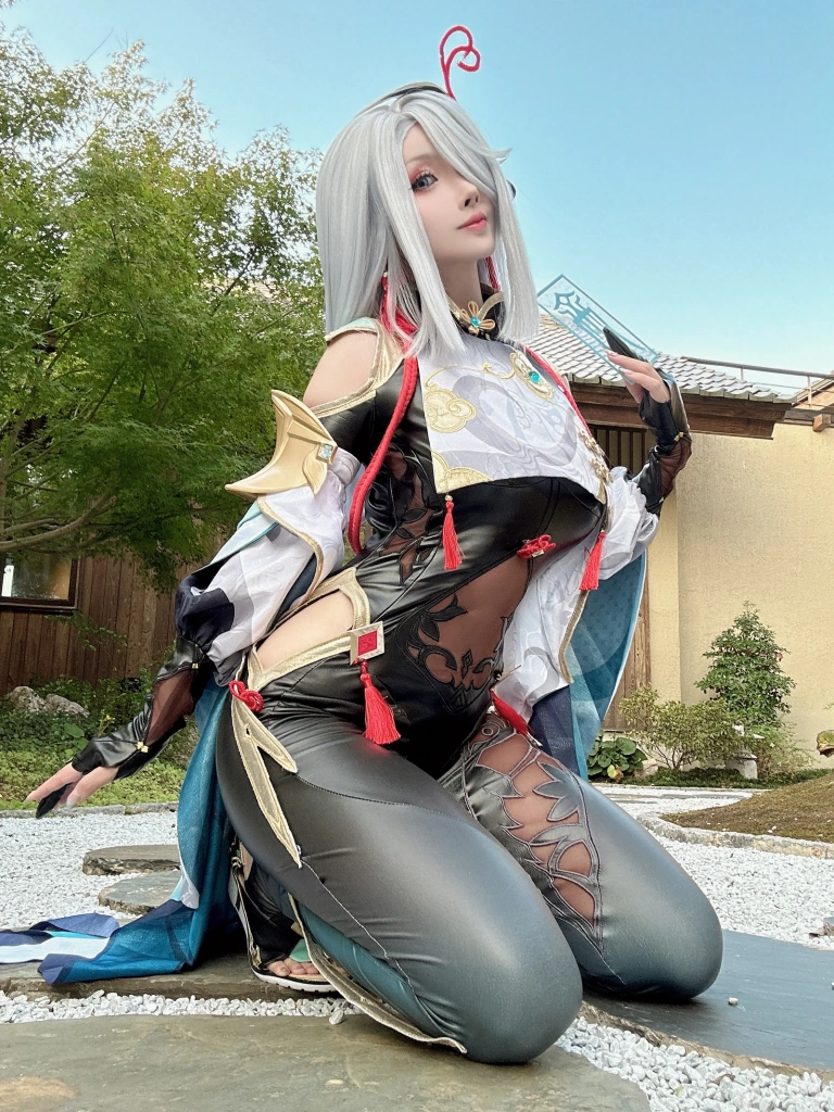rioko凉凉子《有点那个的申鹤》写真图集 35P+11V｜在线预览与图包下载