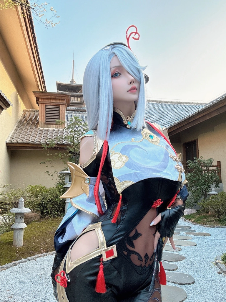 rioko凉凉子《有点那个的申鹤》写真图集 35P+11V｜在线预览与图包下载