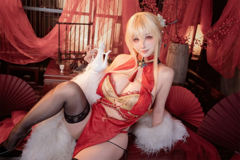 rioko凉凉子《碧蓝航线 怨仇 旗袍 杯盏盈芳华》写真图集 25P｜在线预览与图包下载