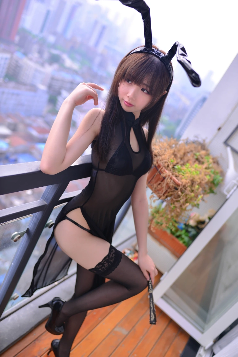 雪琪SAMA《黑透旗袍兔耳》写真图集 35P｜在线预览与图包下载