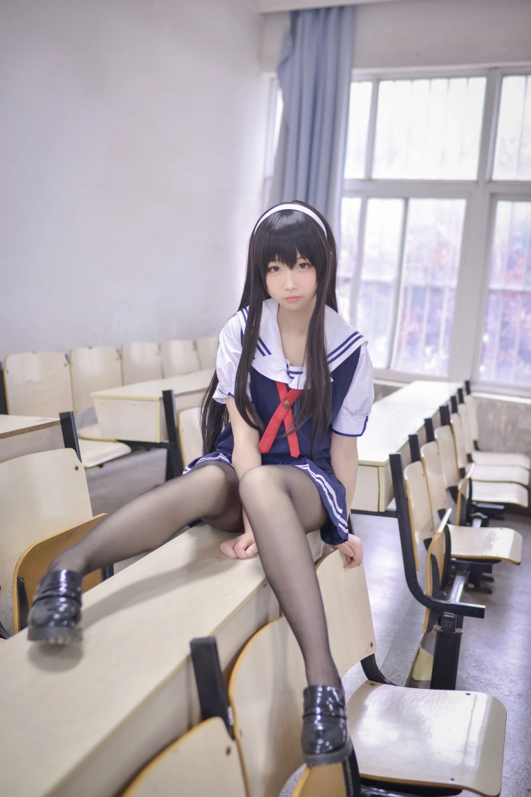 雪琪SAMA《路人女主的养成方法 霞之丘诗羽》写真图集 24P｜在线预览与图包下载