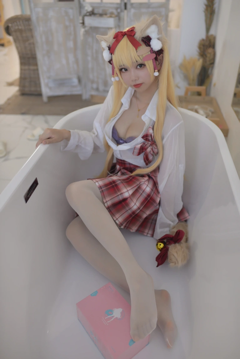 雪琪SAMA《千岛酱猫耳》写真图集 35P｜在线预览与图包下载