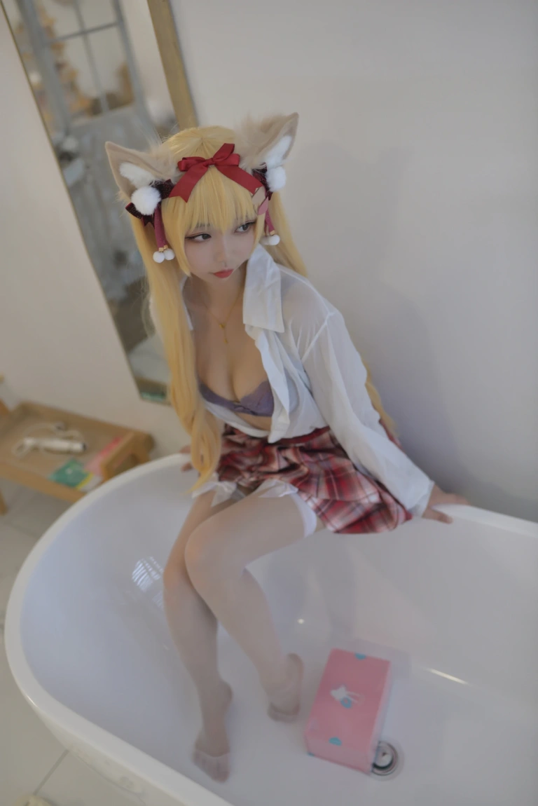 雪琪SAMA《千岛酱猫耳》写真图集 35P｜在线预览与图包下载