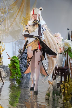 Seya-狮砸《原神 凝光》写真图集 9P｜在线预览与图包下载