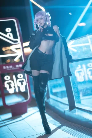 Seya-狮砸《彻夜之歌 七草荠》写真图集 7P｜在线预览与图包下载
