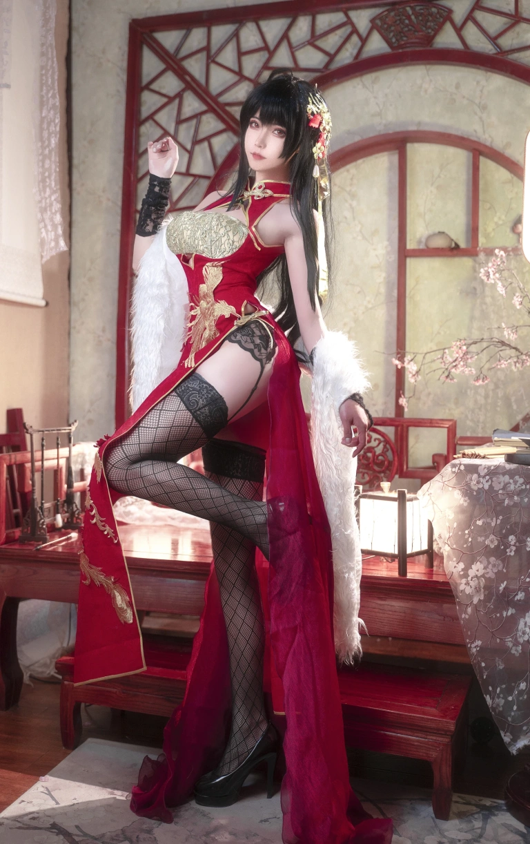 Seya-狮砸《碧蓝航线 大凤旗袍》写真图集 14P｜在线预览与图包下载