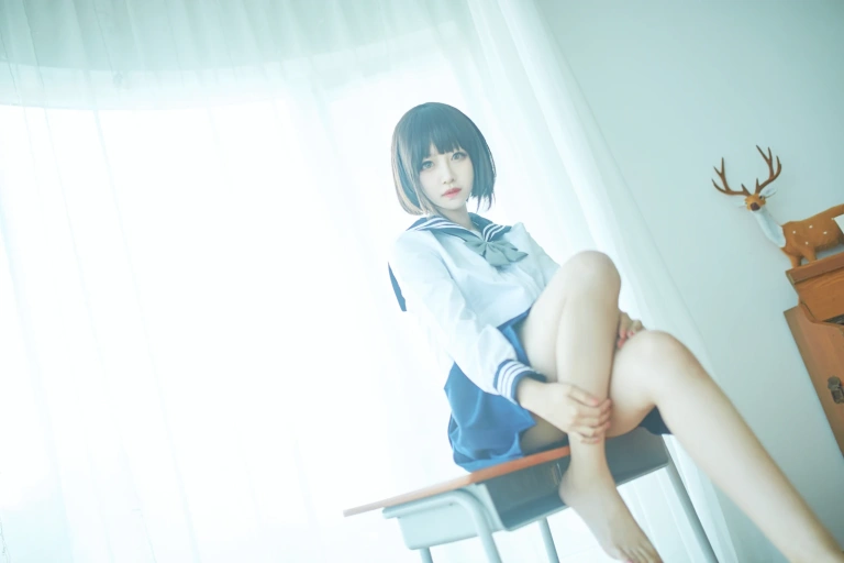 Shika小鹿鹿《短发JK》写真图集 11P｜在线预览与图包下载