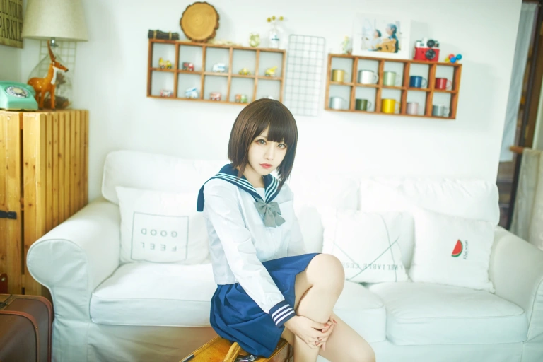 Shika小鹿鹿《短发JK》写真图集 11P｜在线预览与图包下载
