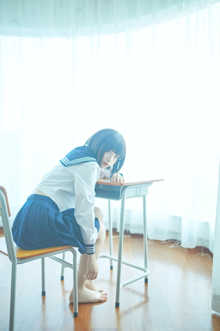 Shika小鹿鹿《短发JK》写真图集 11P｜在线预览与图包下载