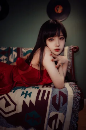 Shika小鹿鹿《Rose》写真图集 8P｜在线预览与图包下载
