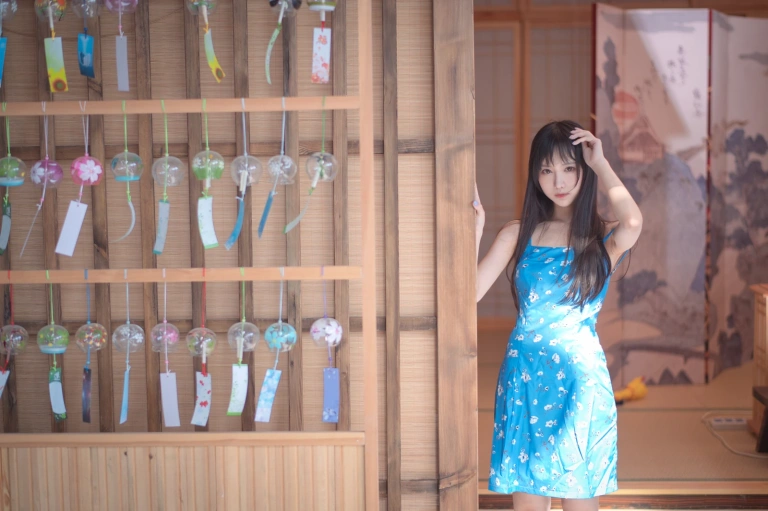 Shika小鹿鹿《蓝裙子》写真图集 16P｜在线预览与图包下载