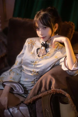 Shika小鹿鹿《中秋旗袍》写真图集 12P｜在线预览与图包下载
