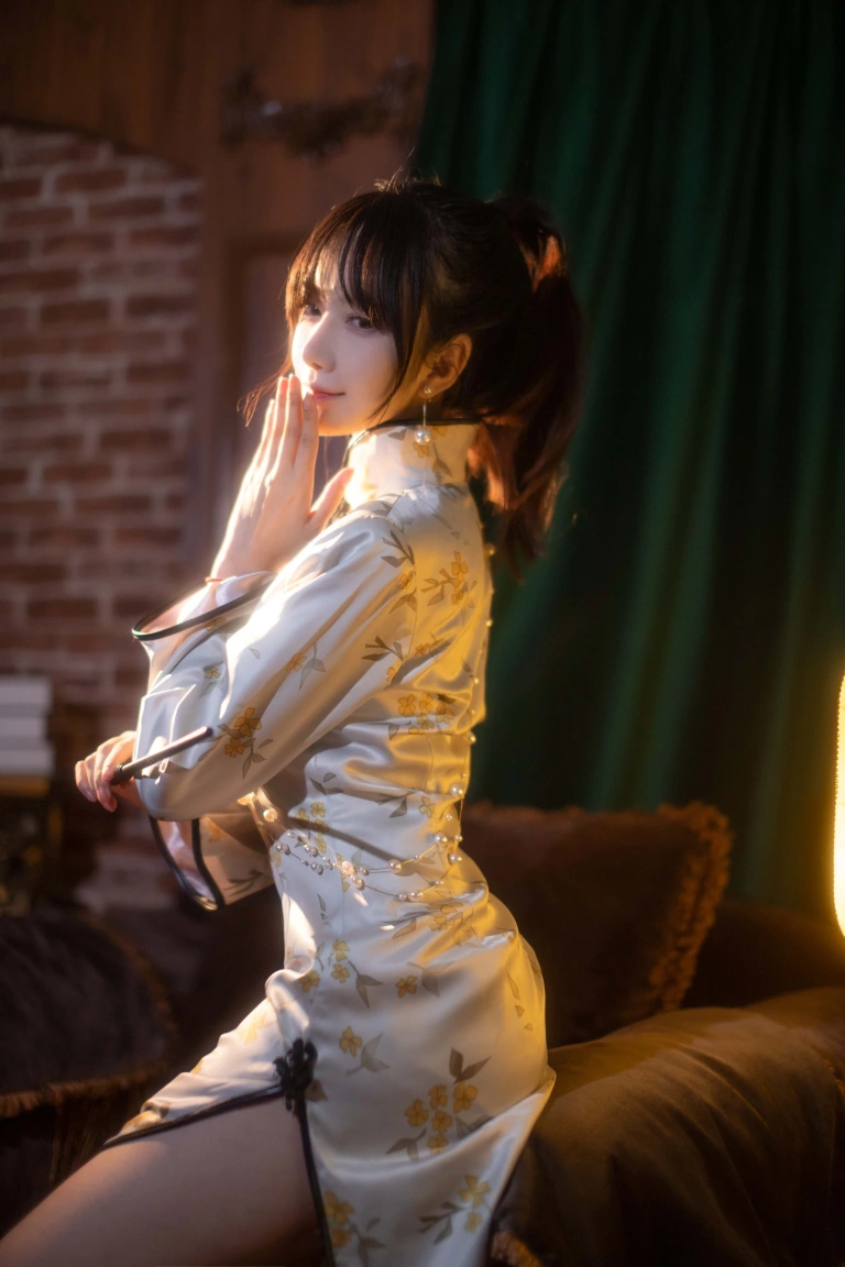 Shika小鹿鹿《中秋旗袍》写真图集 12P｜在线预览与图包下载