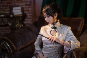 Shika小鹿鹿《中秋旗袍》写真图集 12P｜在线预览与图包下载