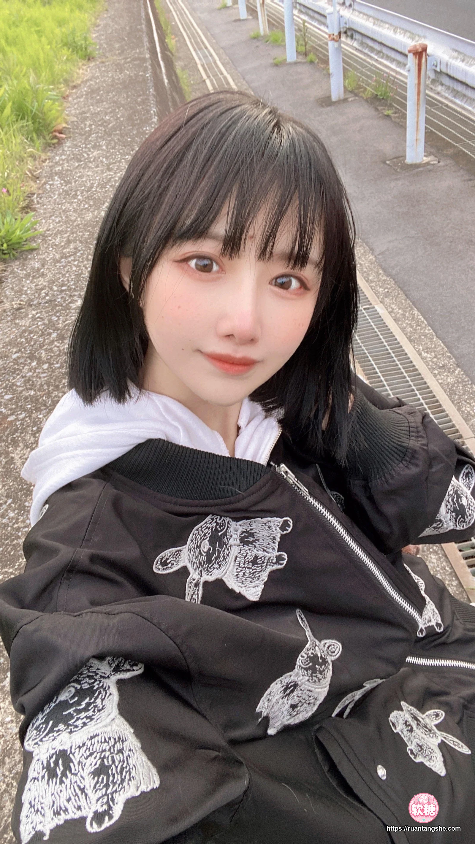 Shika小鹿鹿 Shika小鹿鹿 NO.122 - 莎拉自拍集