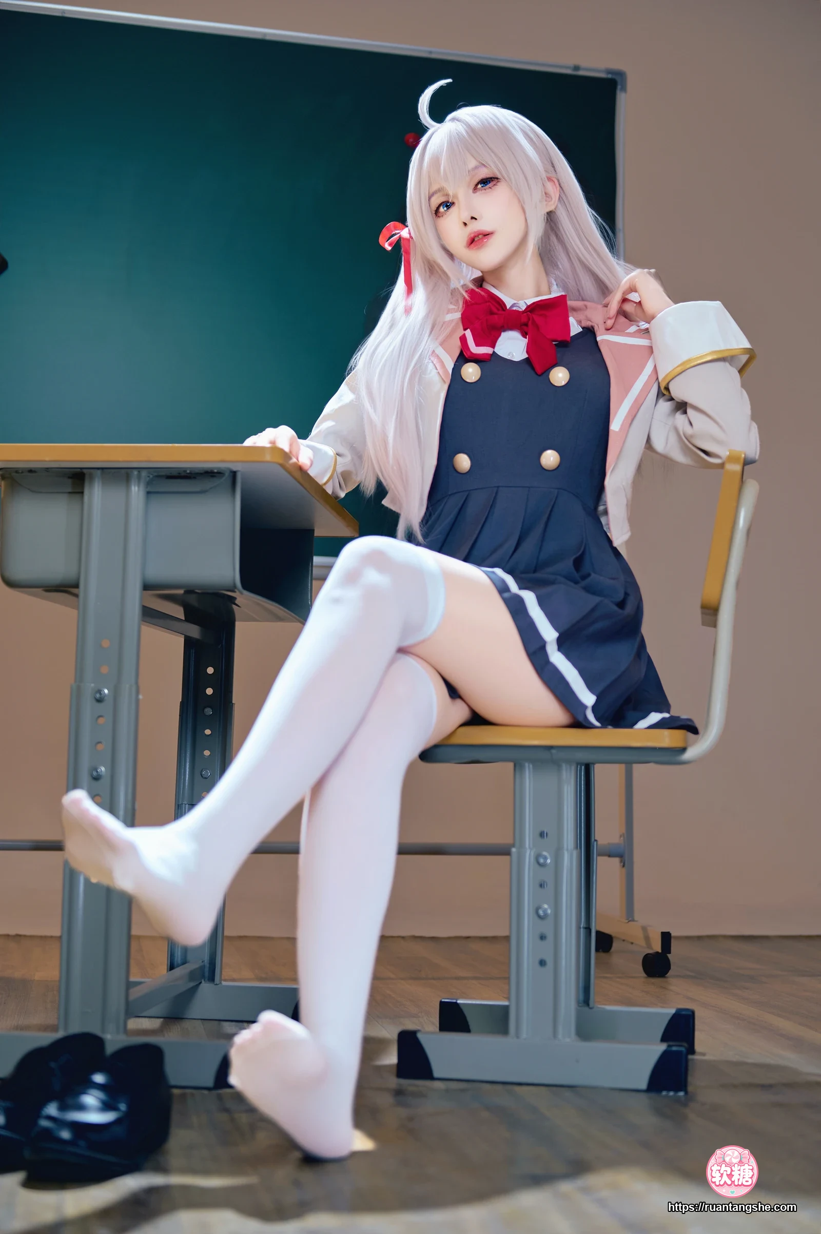 Shika小鹿鹿 Shika小鹿鹿 NO.123 - 邻座艾莉同学