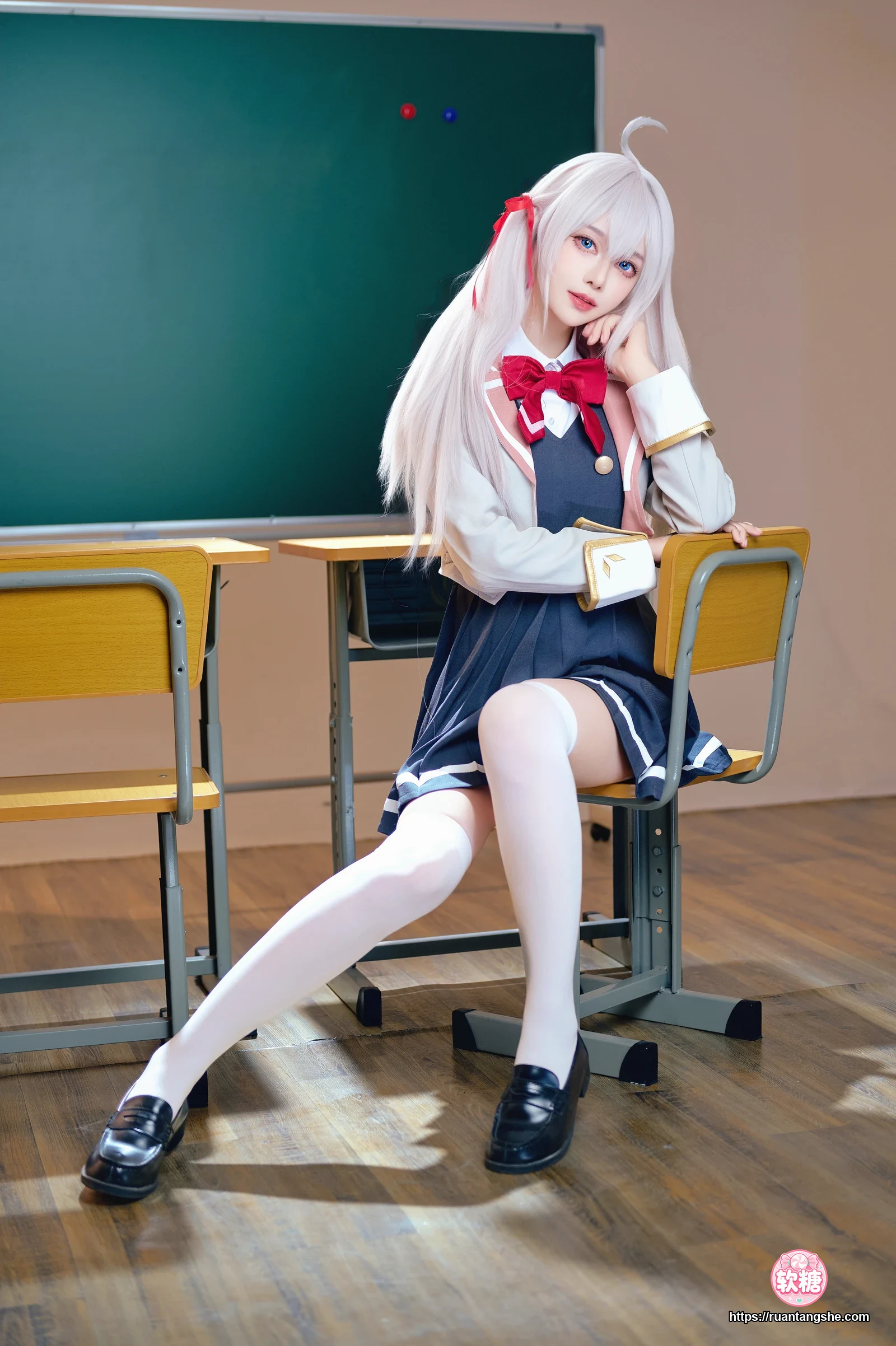 Shika小鹿鹿 Shika小鹿鹿 NO.123 - 邻座艾莉同学