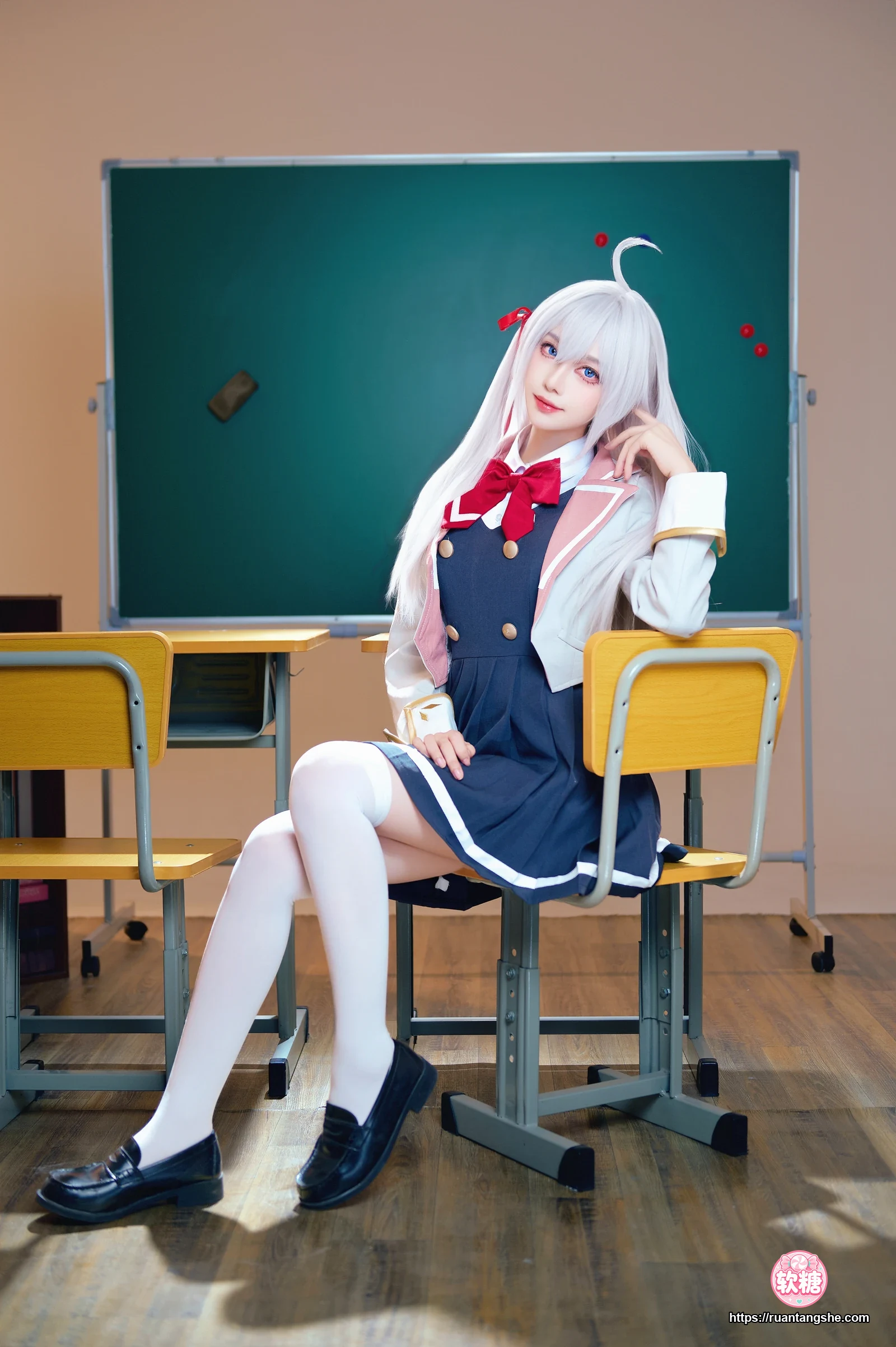 Shika小鹿鹿 Shika小鹿鹿 NO.123 - 邻座艾莉同学