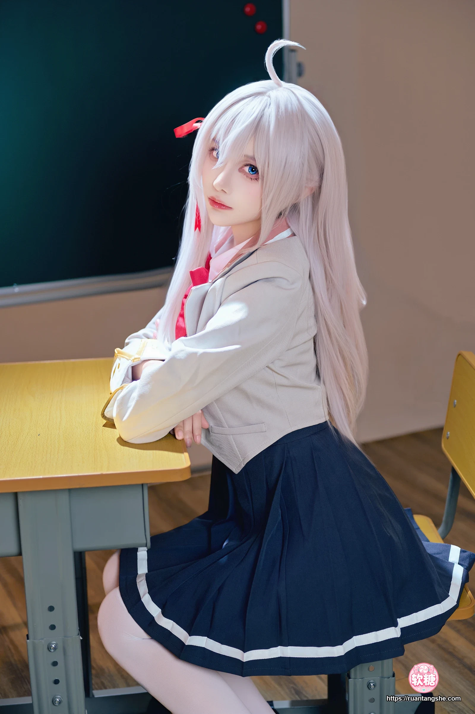 Shika小鹿鹿 Shika小鹿鹿 NO.123 - 邻座艾莉同学