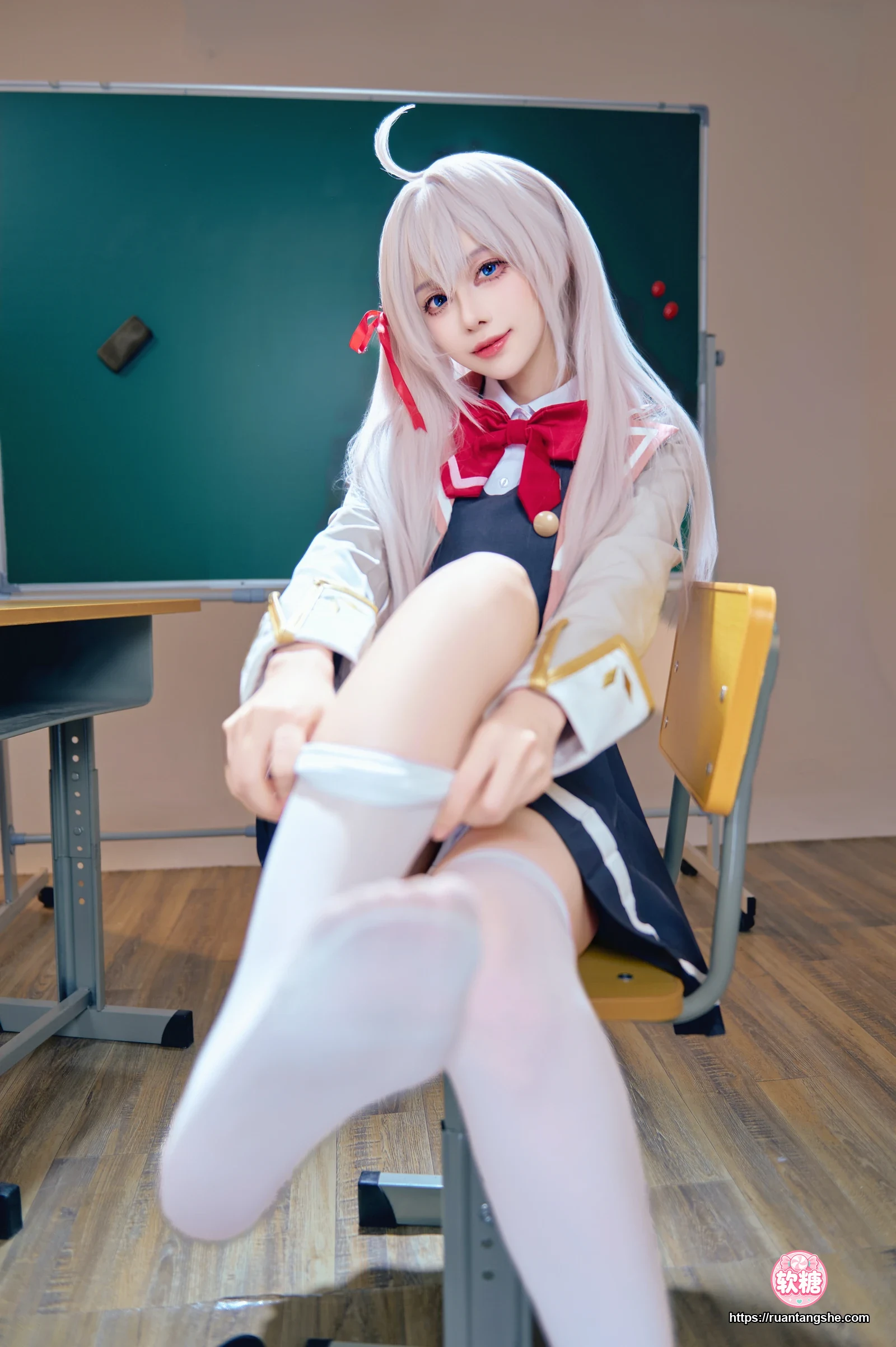 Shika小鹿鹿 Shika小鹿鹿 NO.123 - 邻座艾莉同学